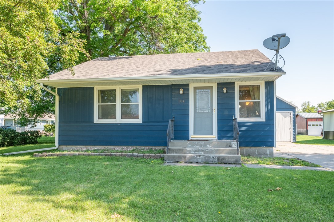 704 E Euclid Avenue