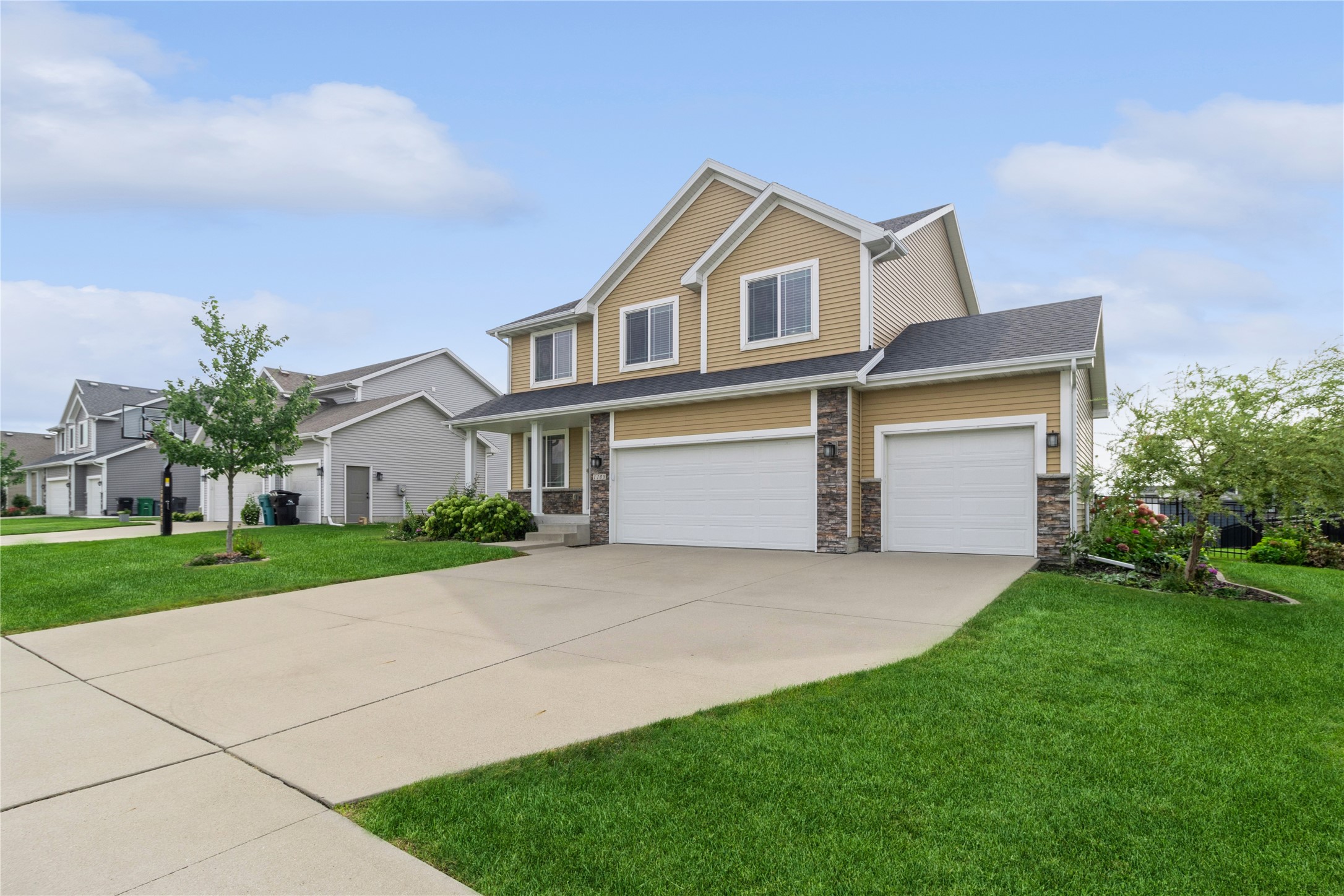 1108 NW Orchard Drive
