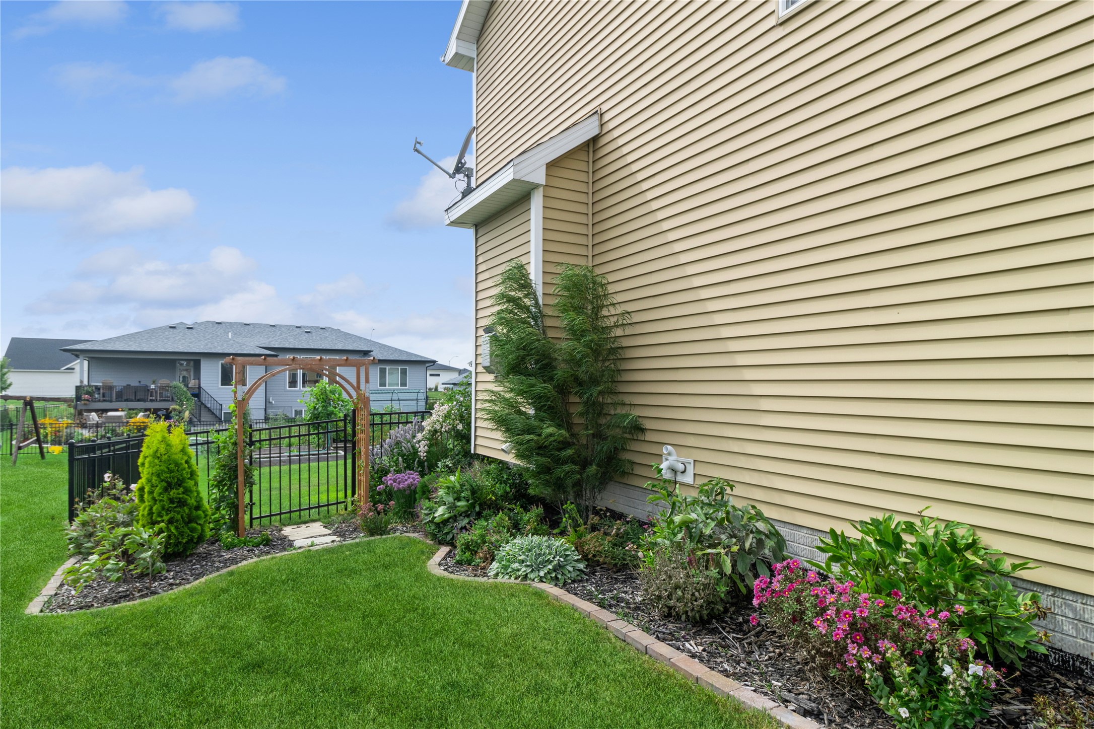 1108 NW Orchard Drive