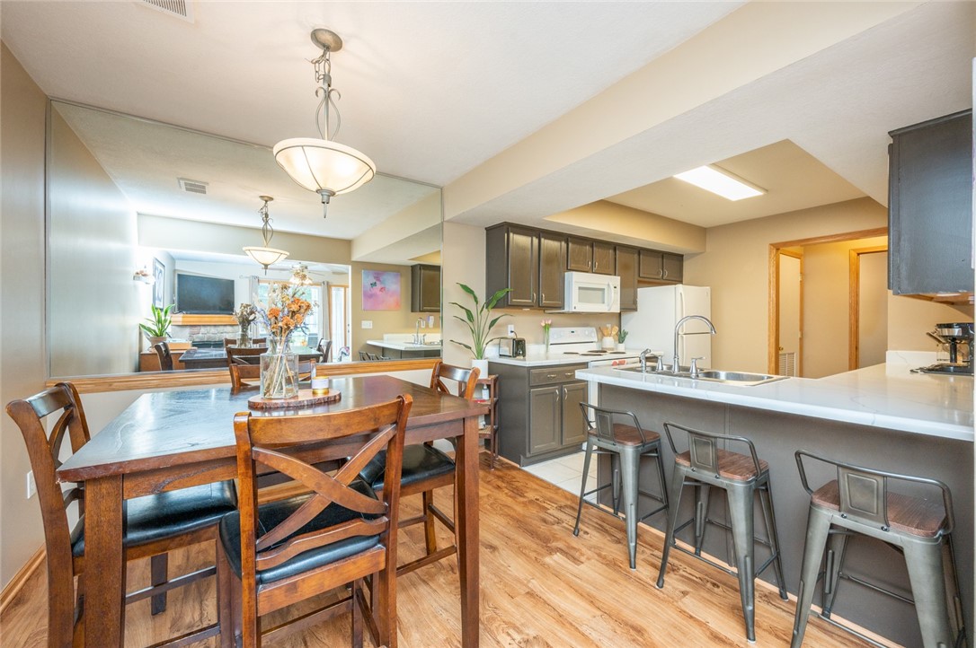 2100 Meadow Chase Lane 407