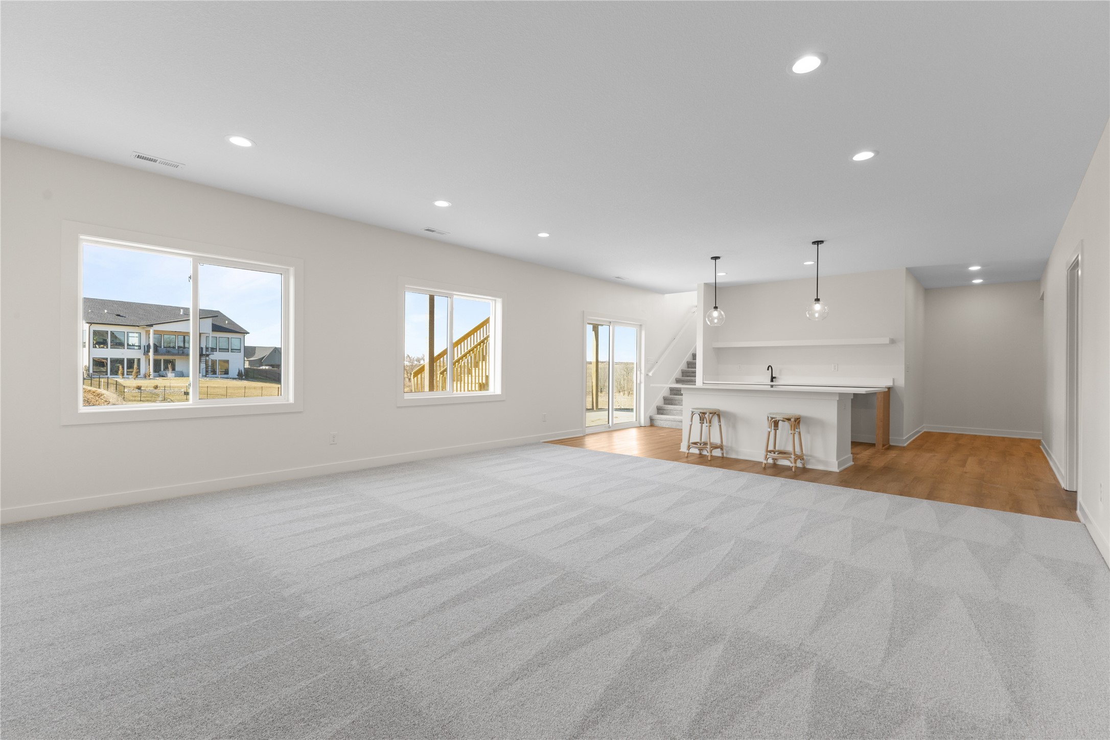 2307 Green Leaf Circle