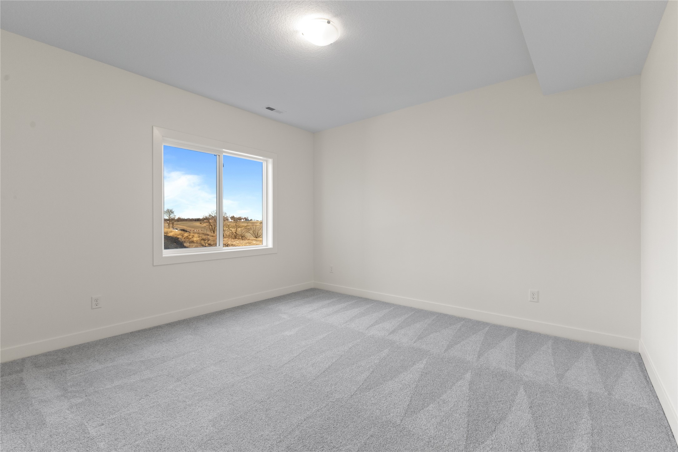 2307 Green Leaf Circle