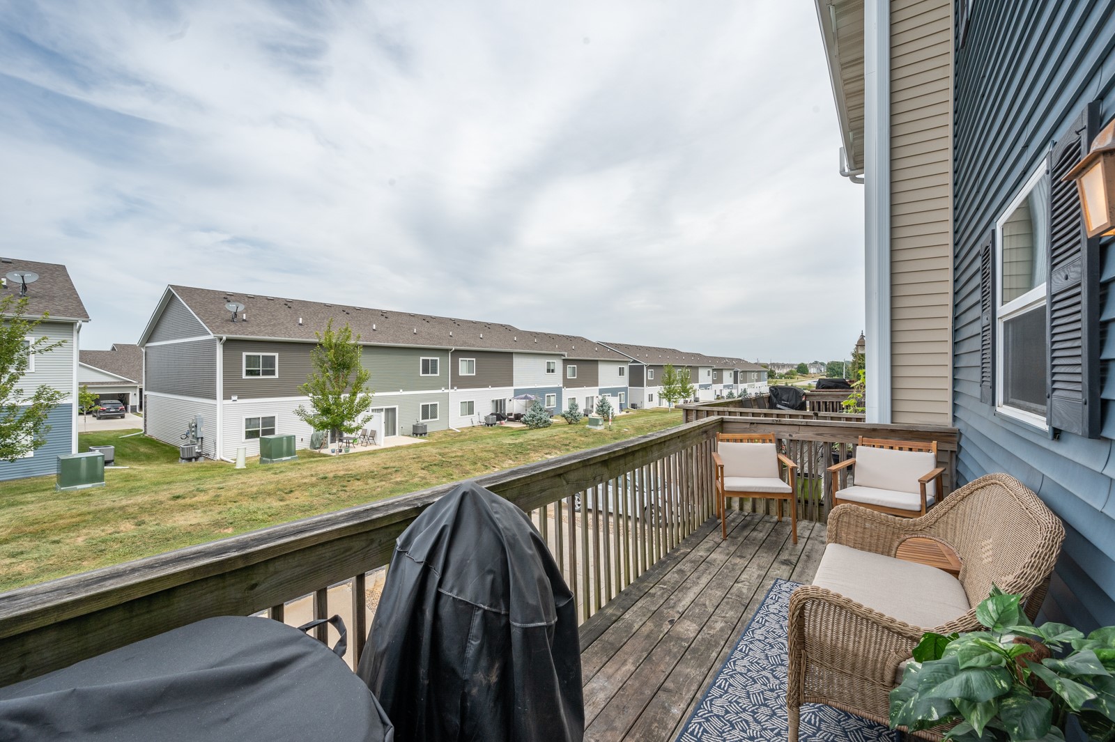 163 SE Booth Avenue