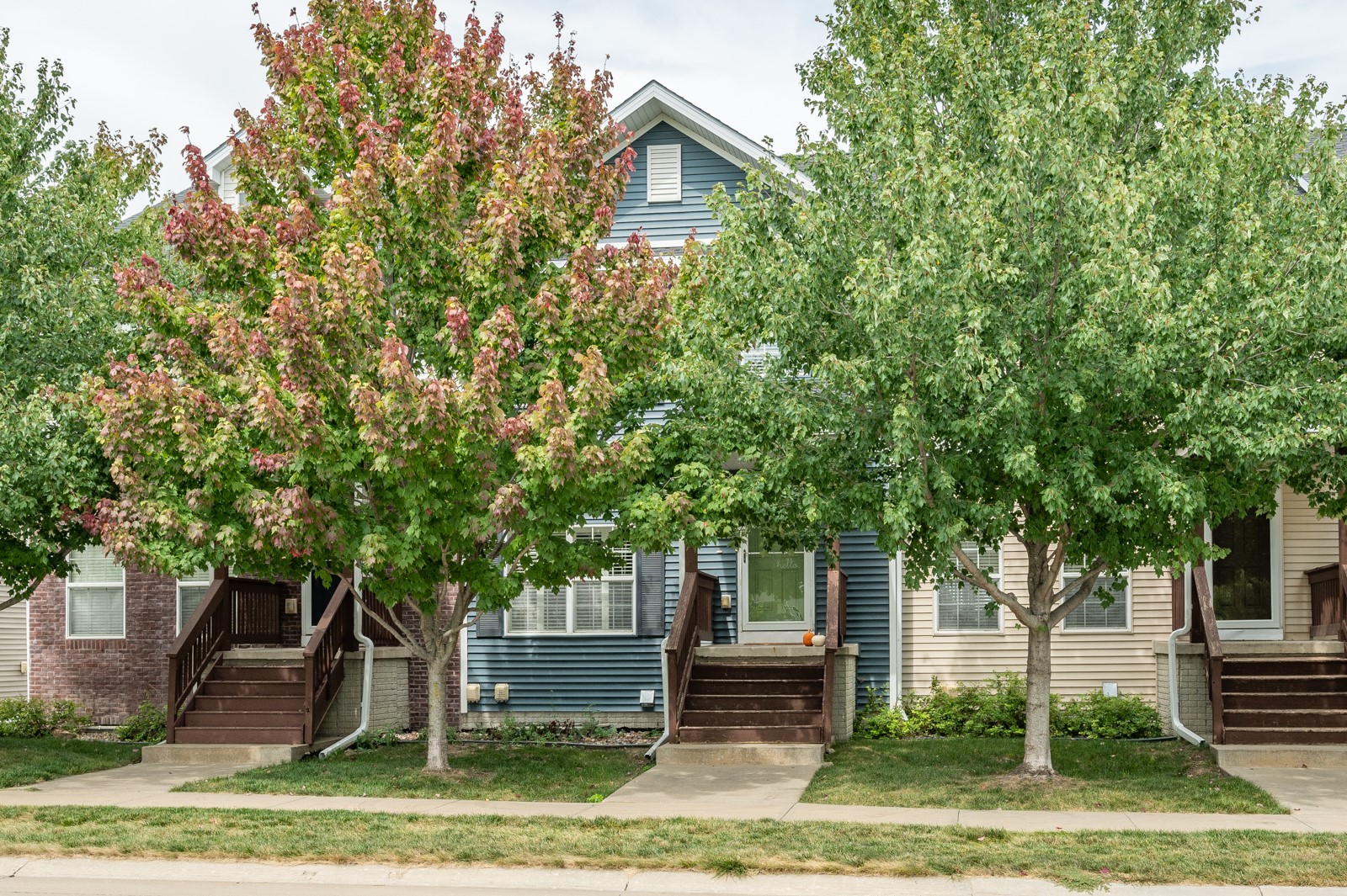 163 SE Booth Avenue