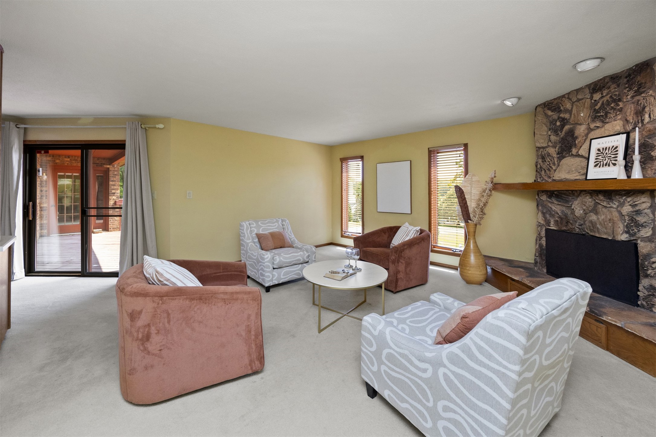 2800 Claiborne Circle