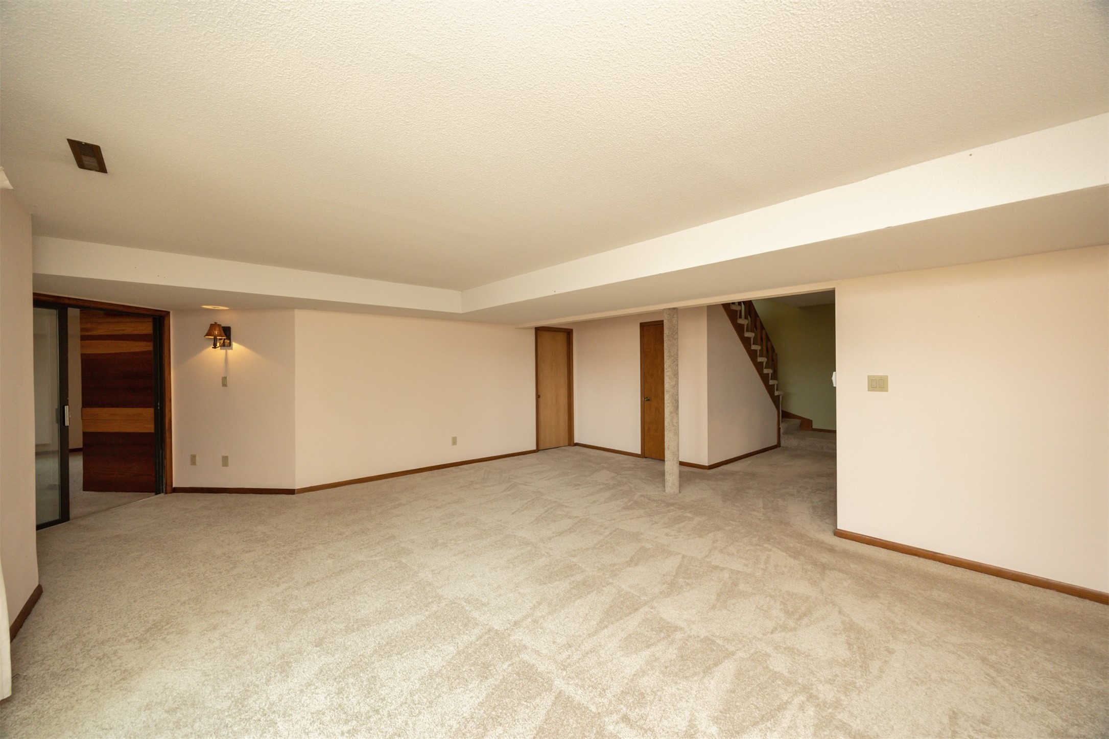2800 Claiborne Circle