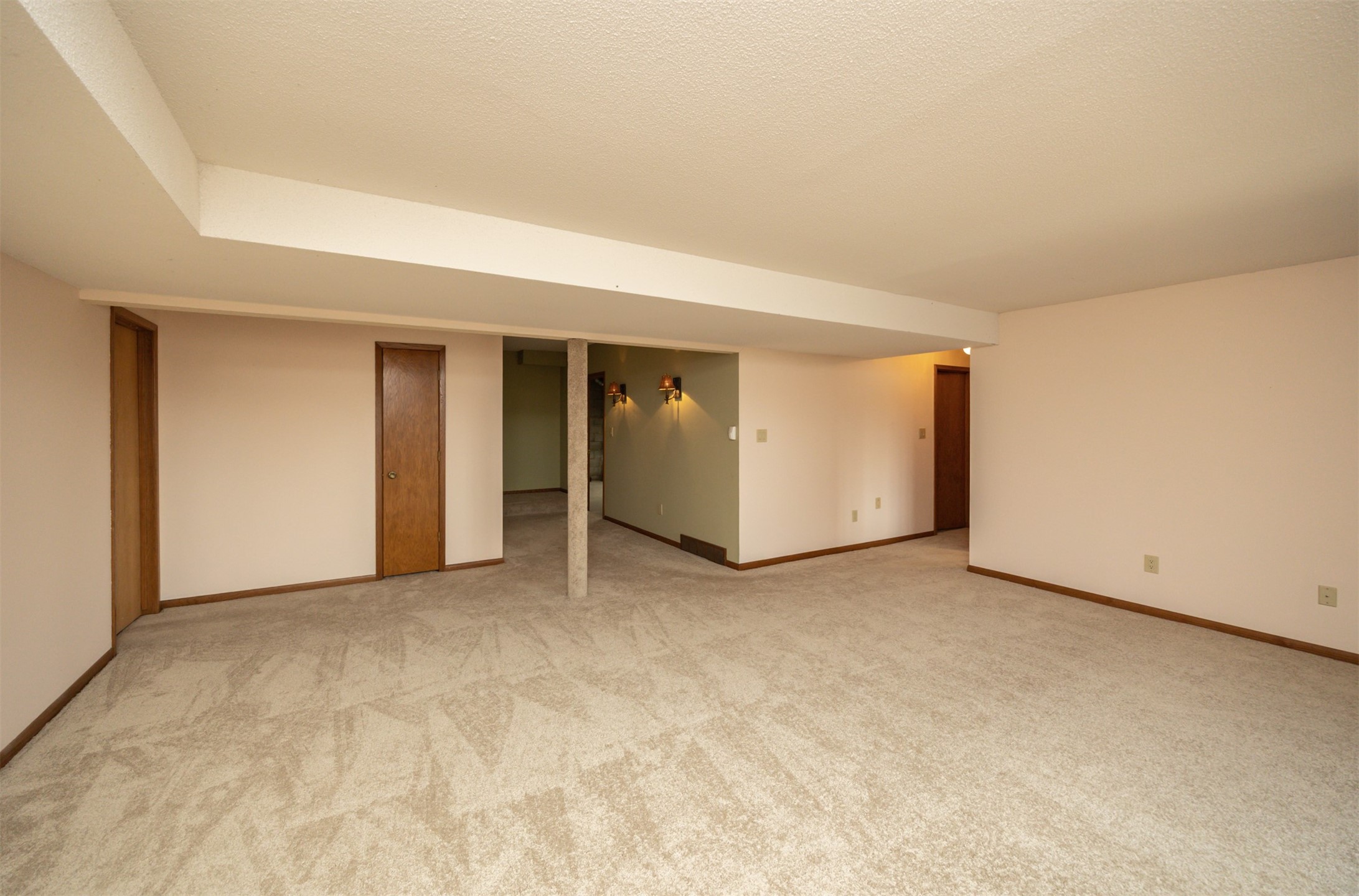 2800 Claiborne Circle
