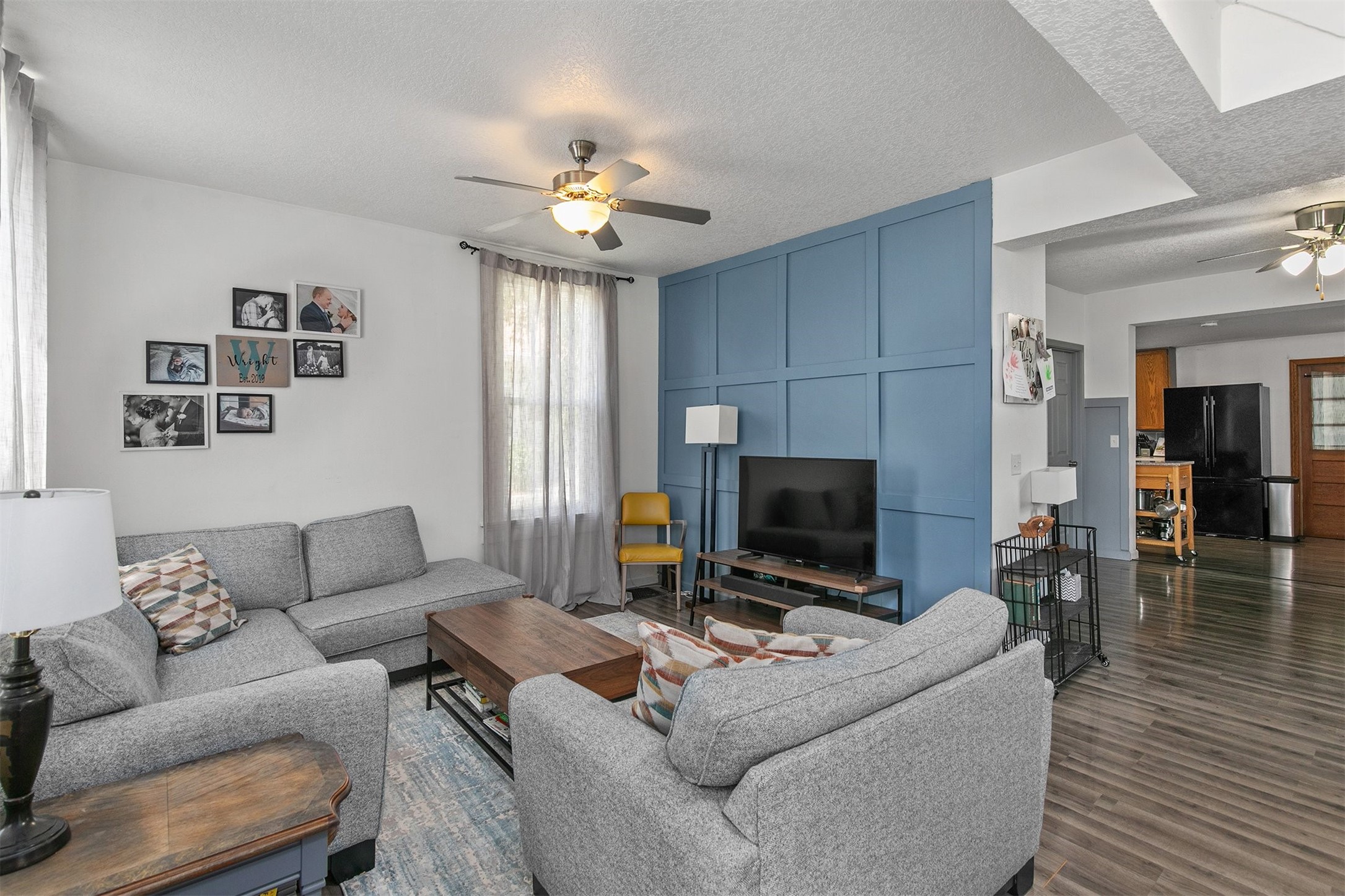 404 W Salem Avenue