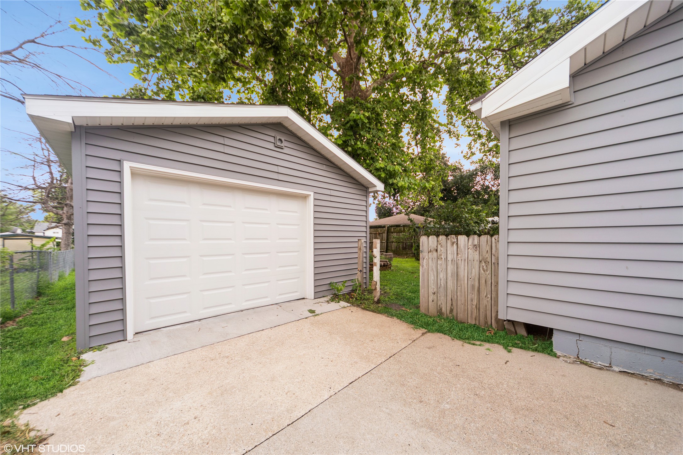214 SW Scott Street