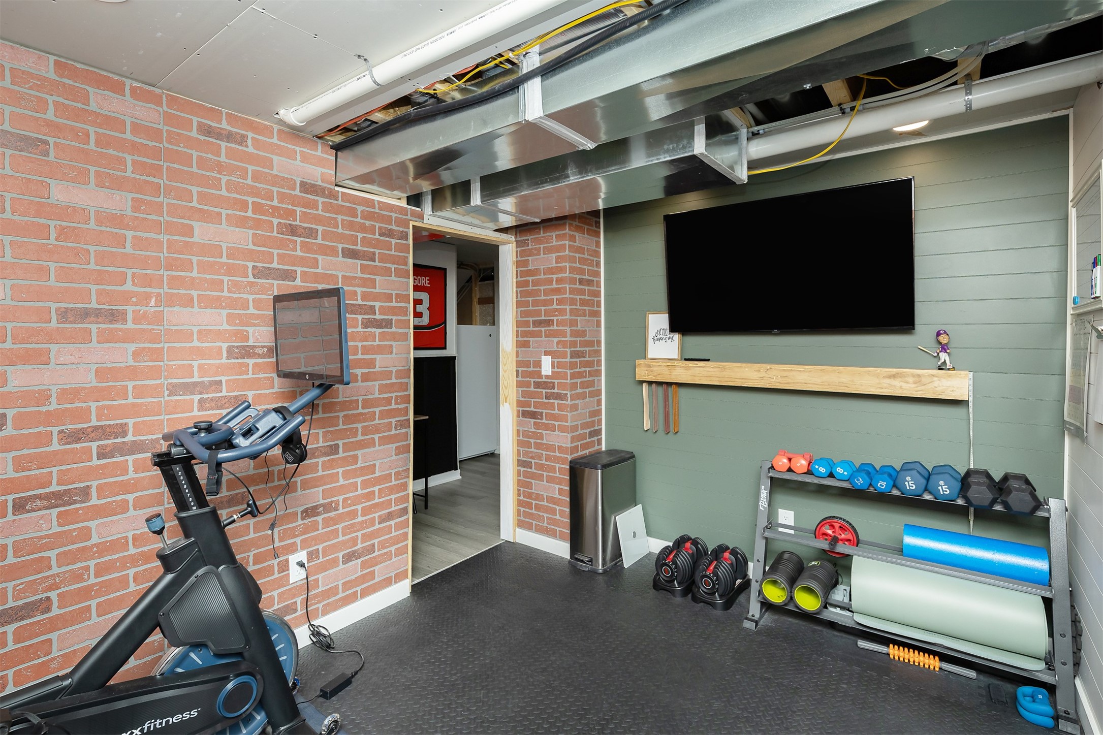 1304 S L Court