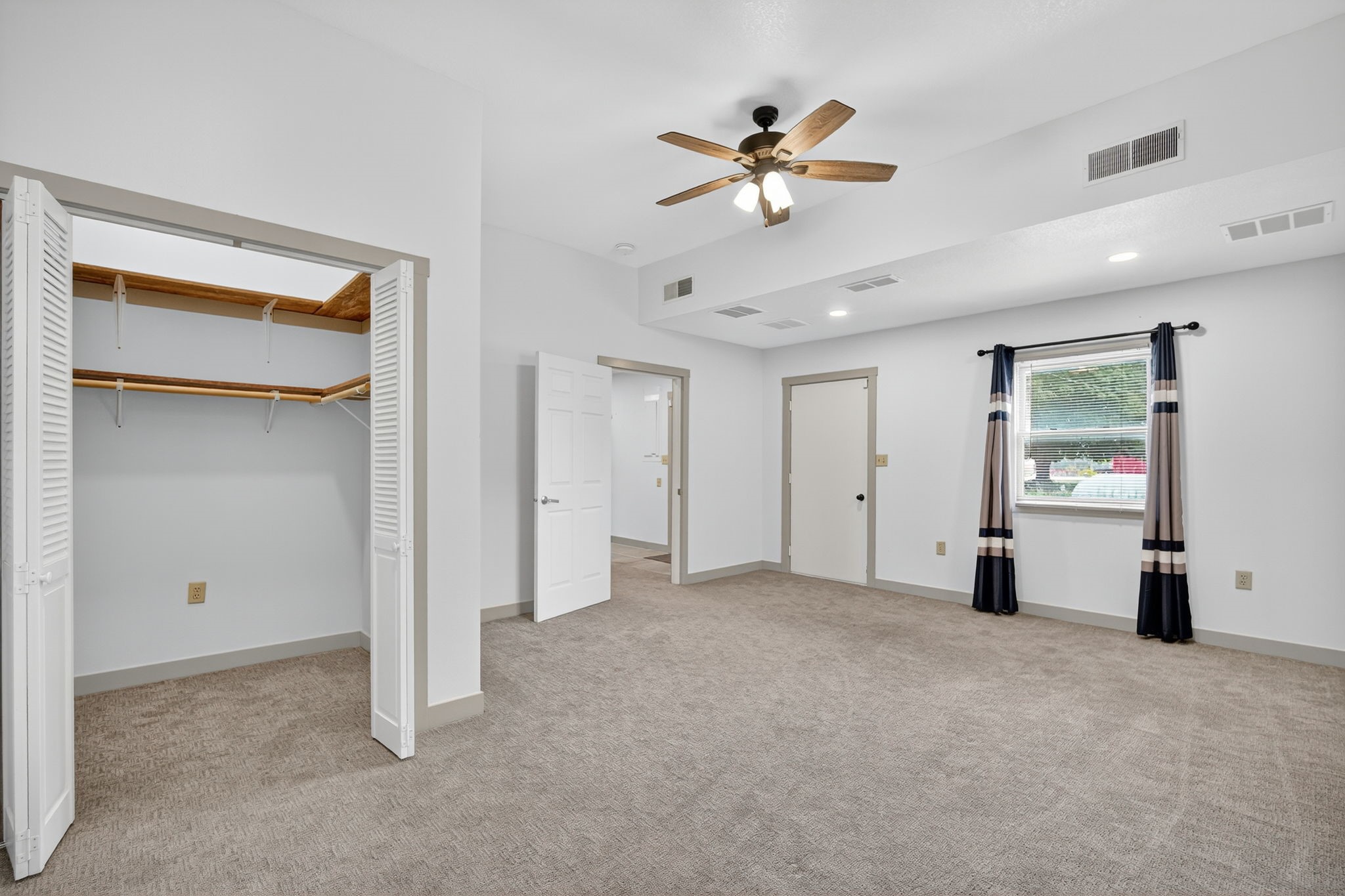 2089 270th Street