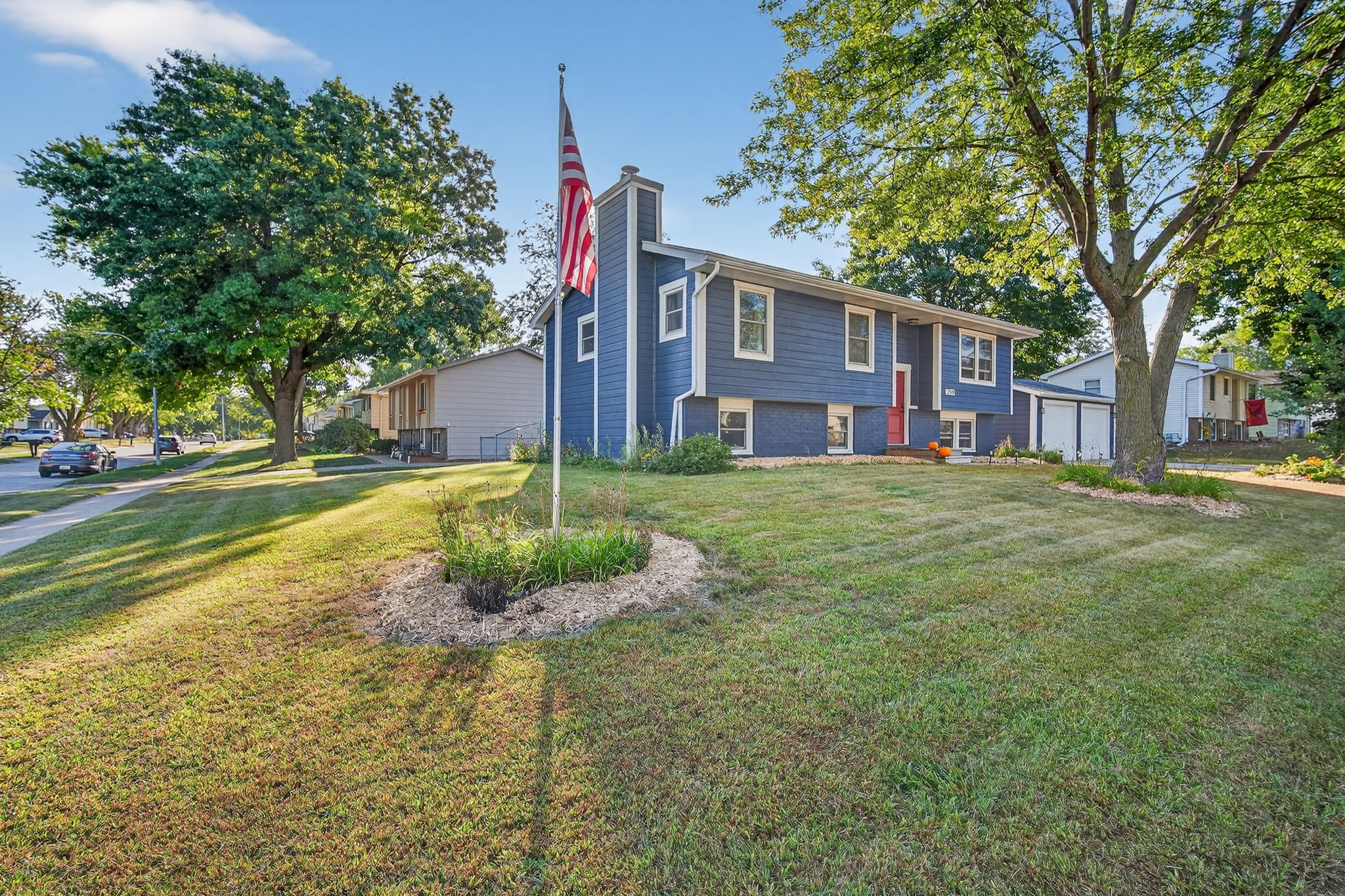 219 NW Calista Court