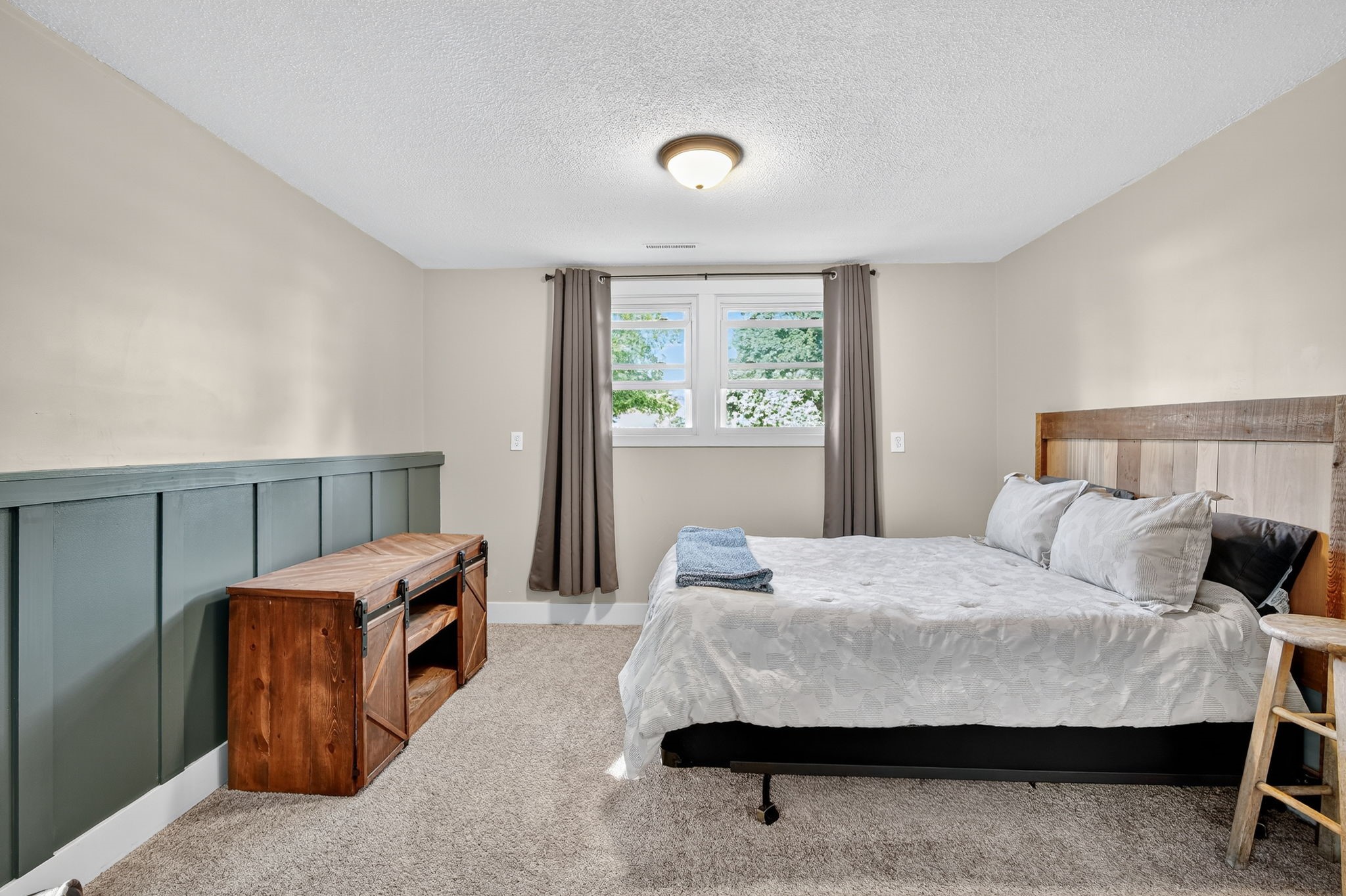219 NW Calista Court