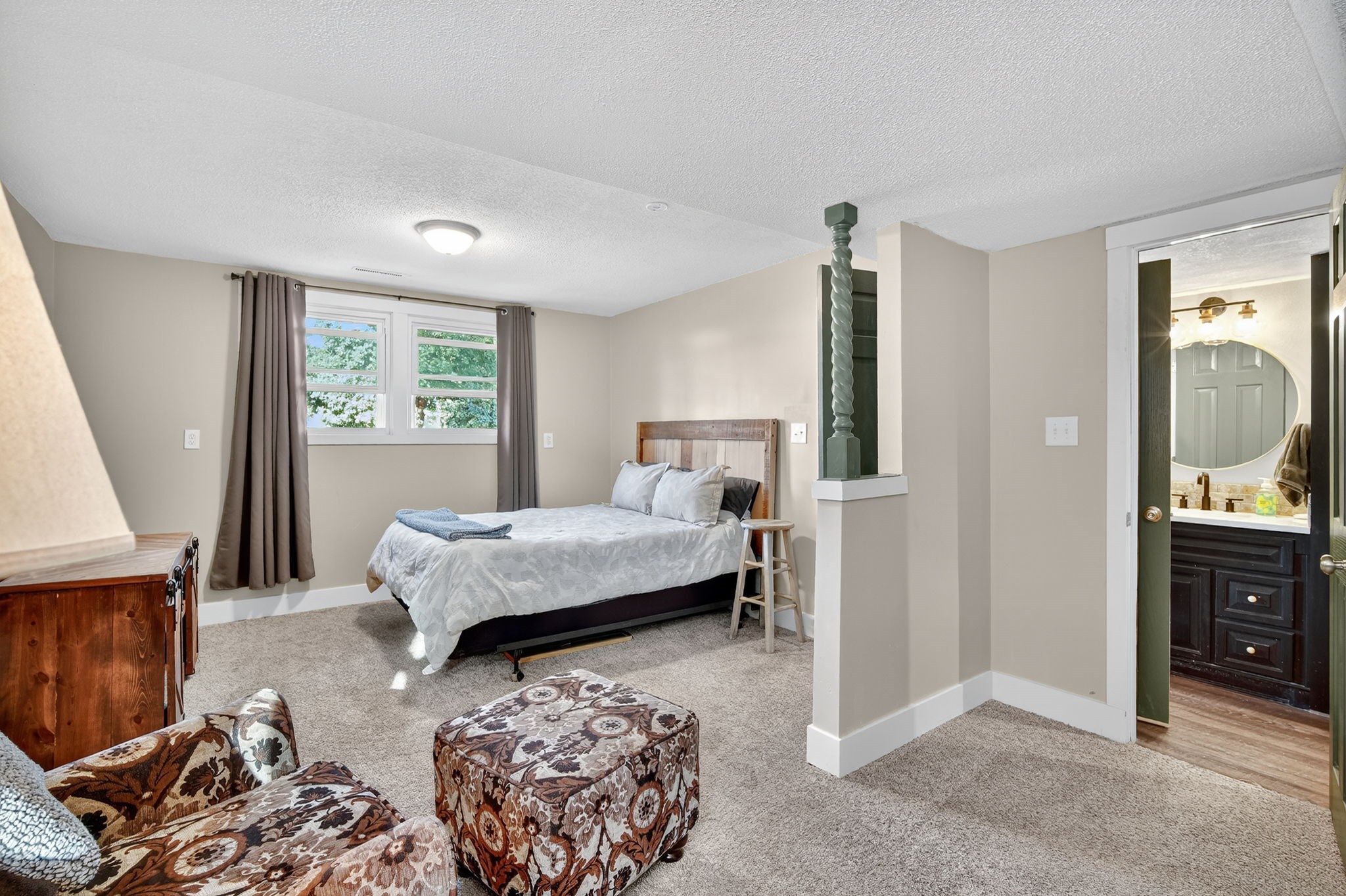 219 NW Calista Court