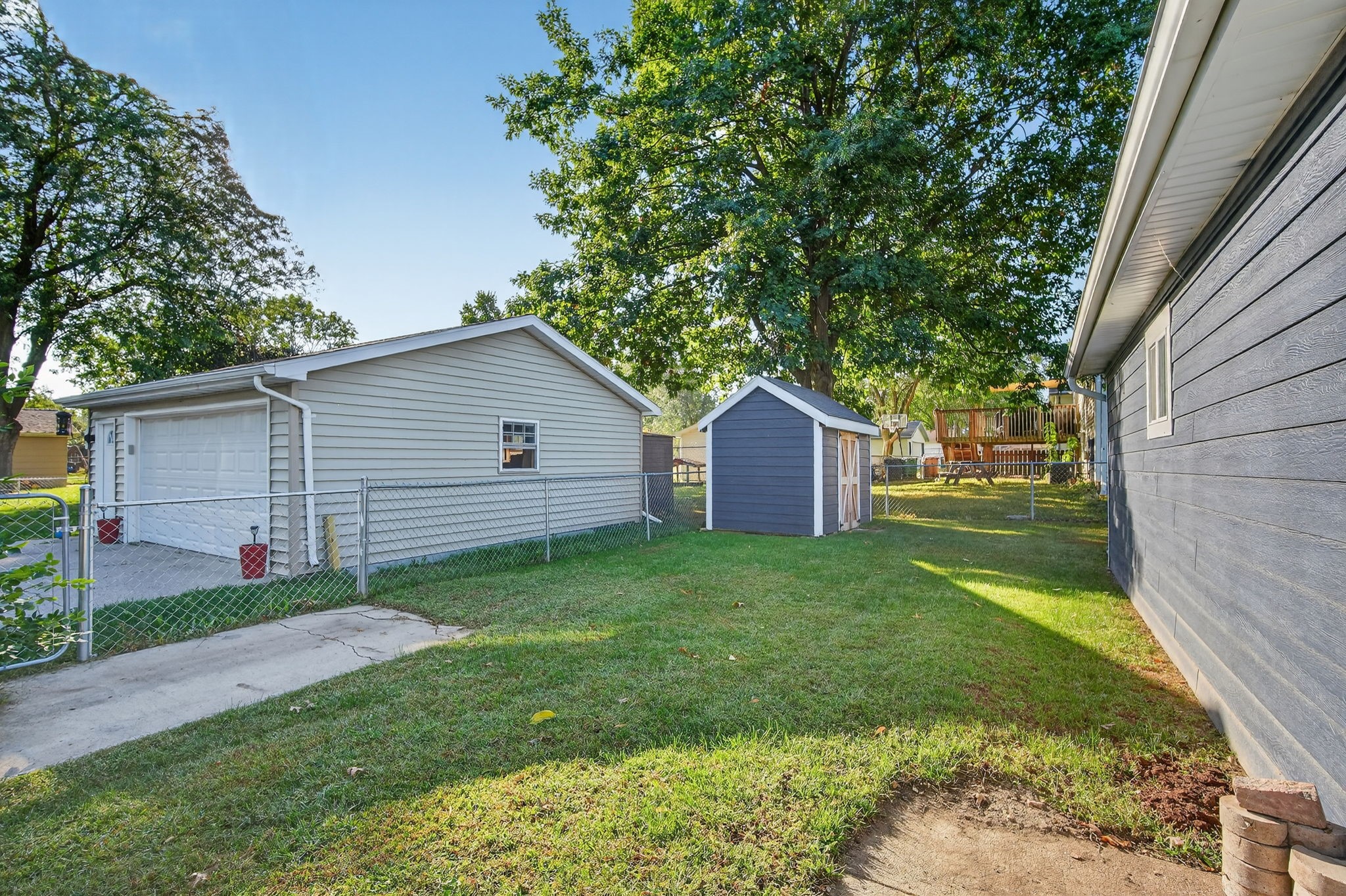 219 NW Calista Court