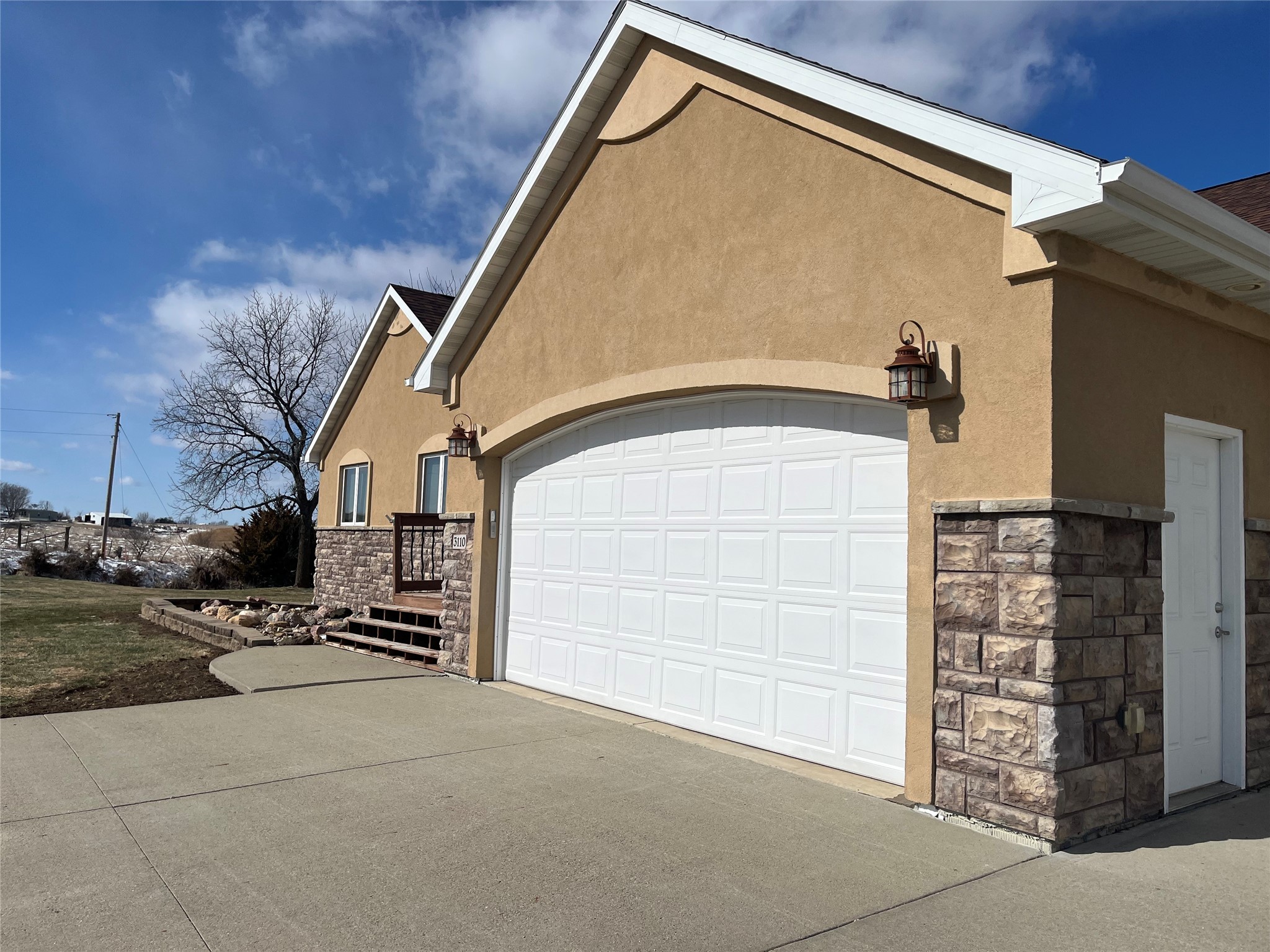 3110 Woodland Lane