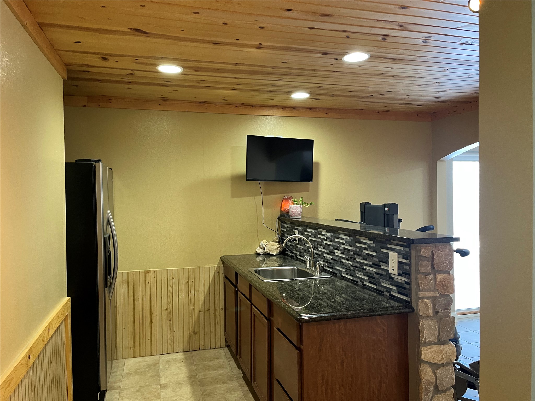 3110 Woodland Lane