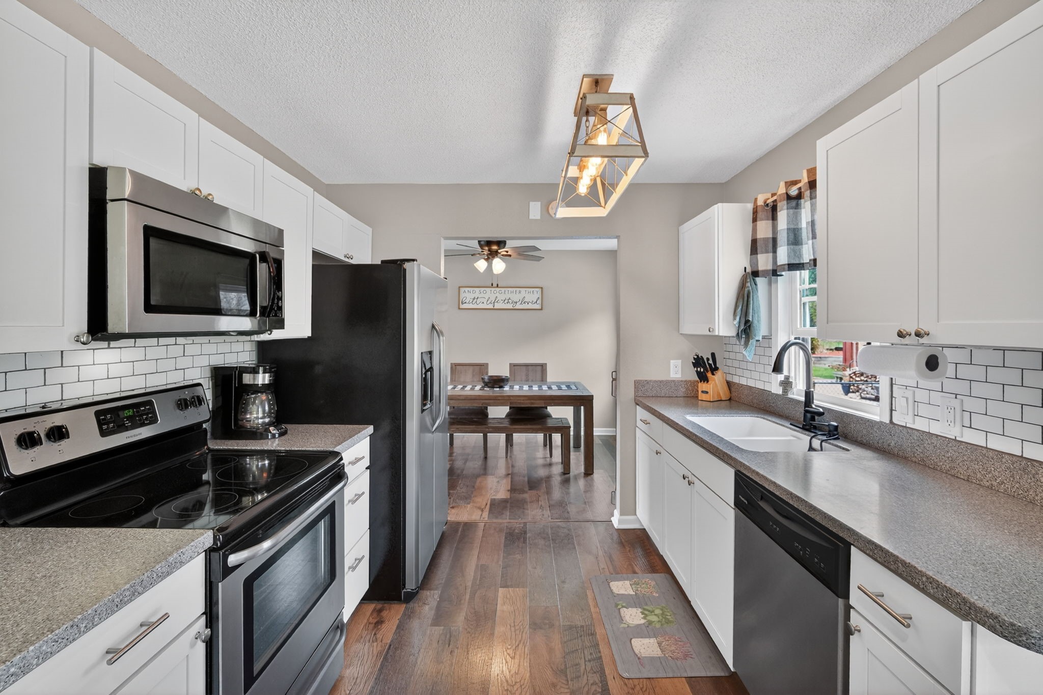 431 N Walnut Boulevard