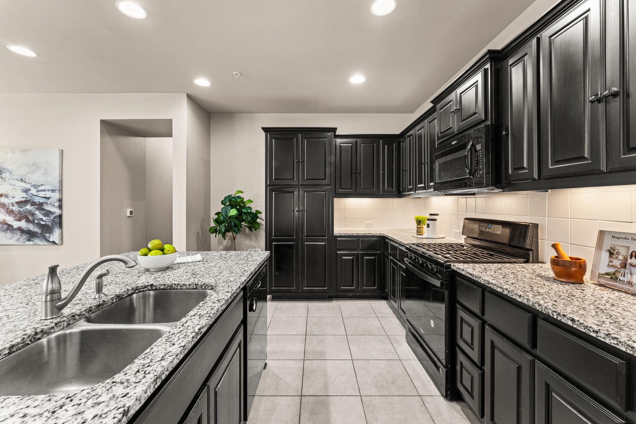 6814 E Riverside DR # 21