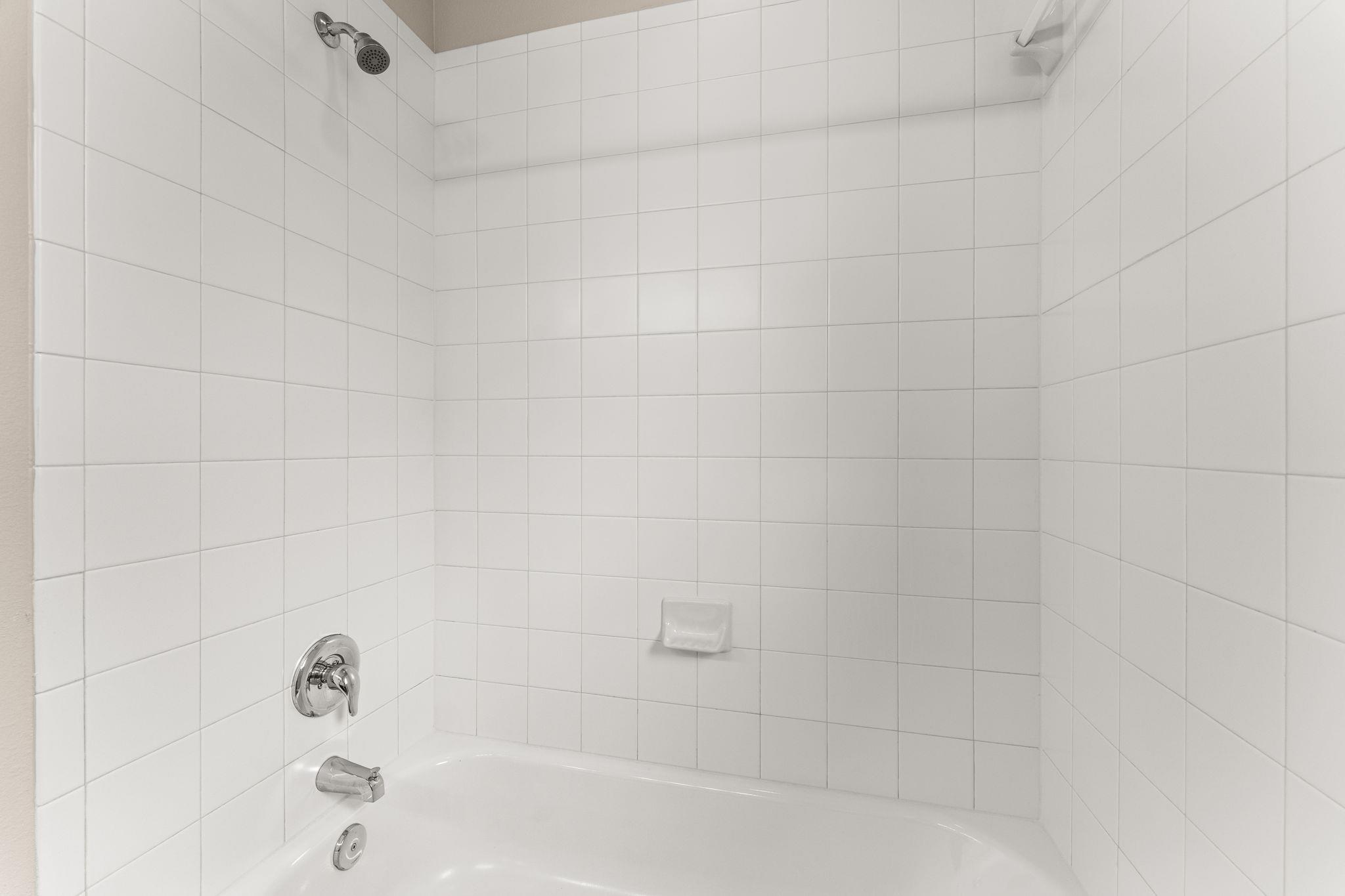 6814 E Riverside DR # 21