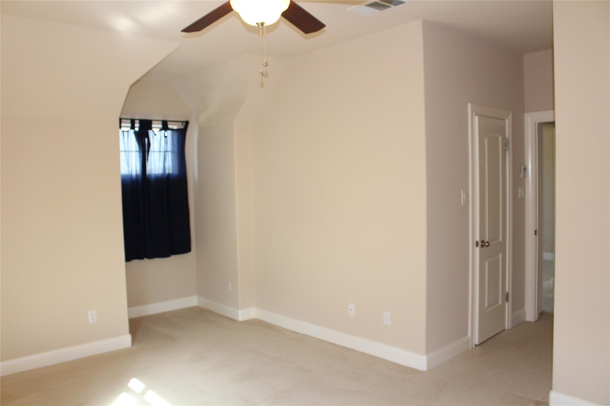 7617 Menler DR, Austin