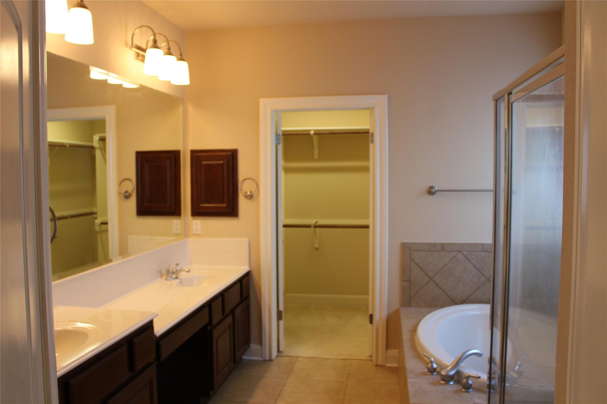 7617 Menler DR, Austin