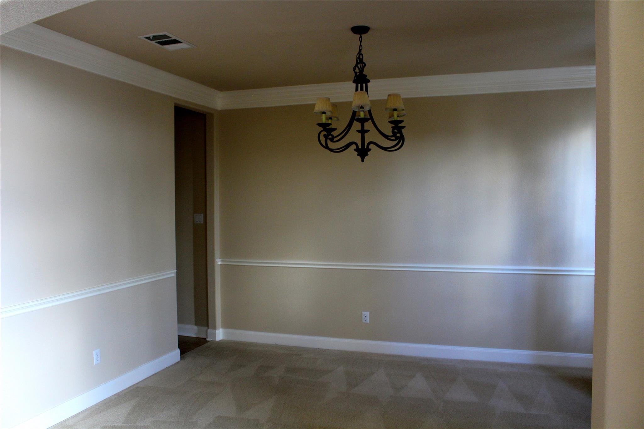 7617 Menler DR, Austin