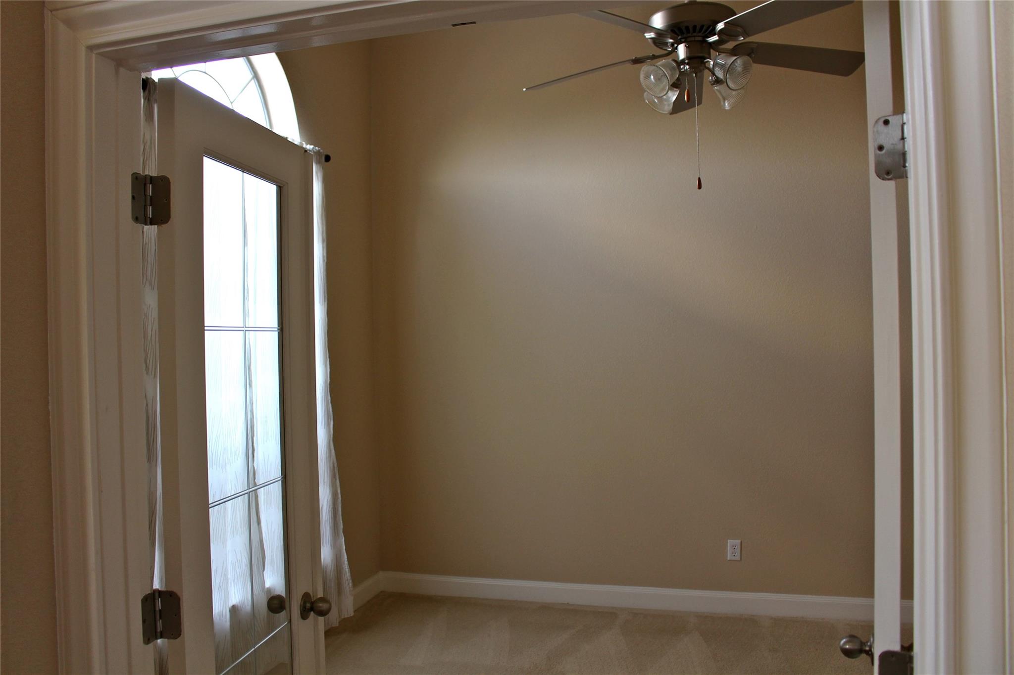 7617 Menler DR, Austin