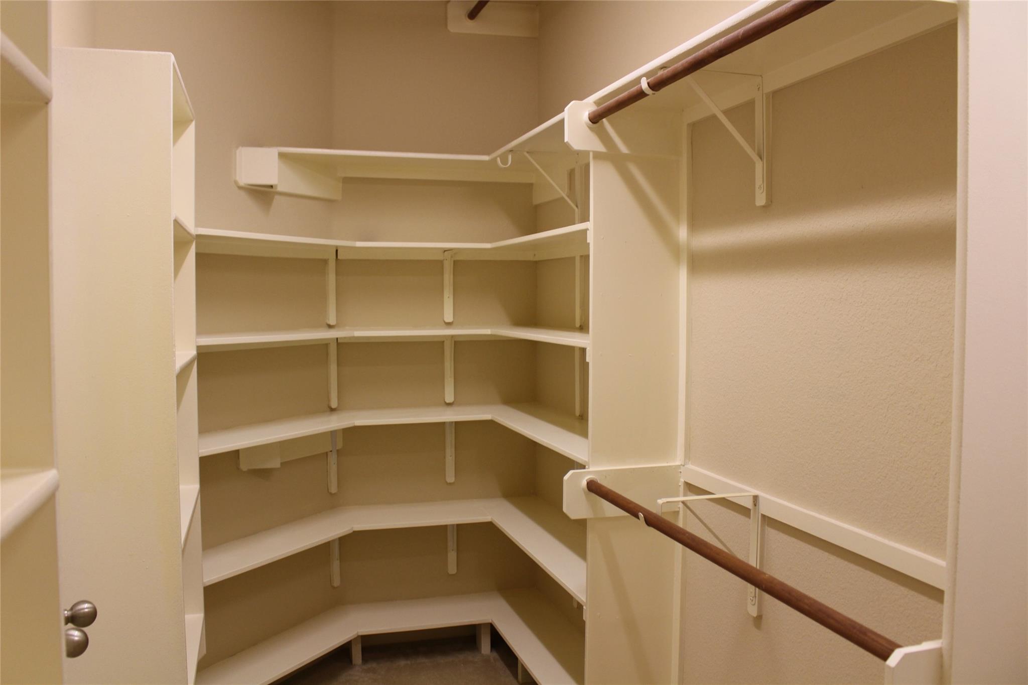 7617 Menler DR, Austin