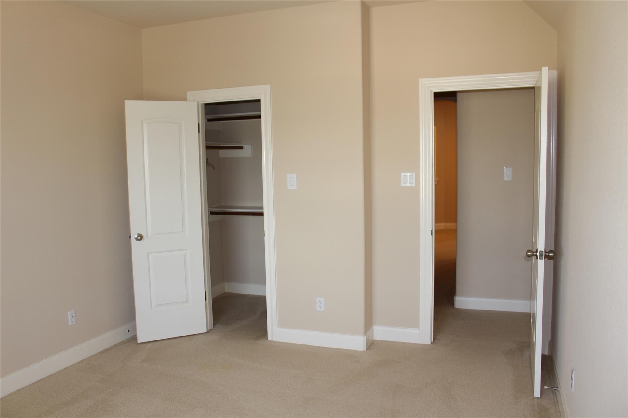 7617 Menler DR, Austin