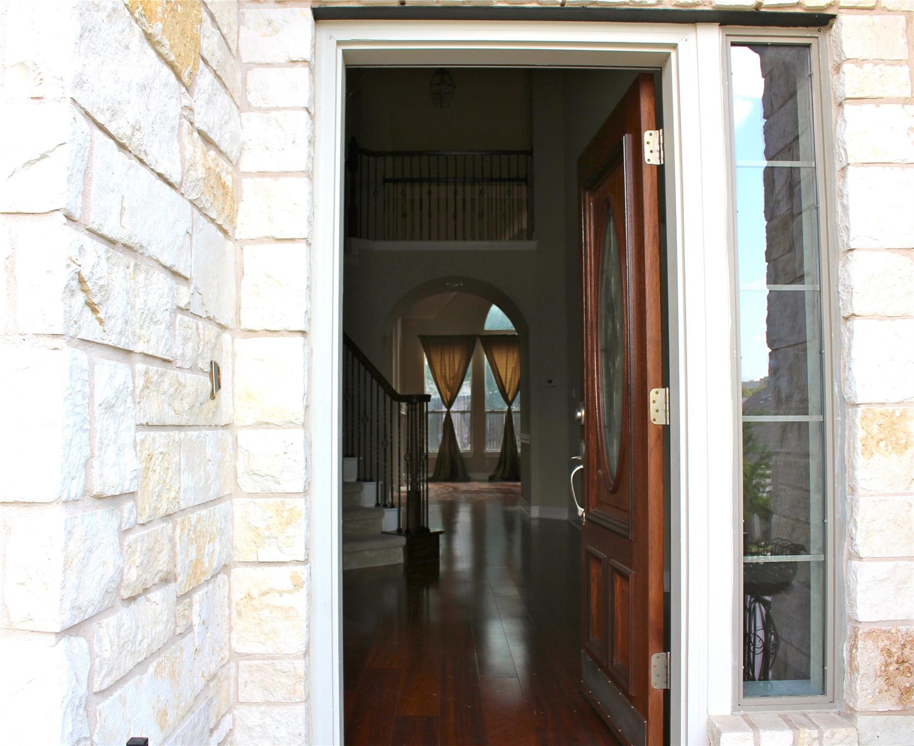 7617 Menler DR, Austin