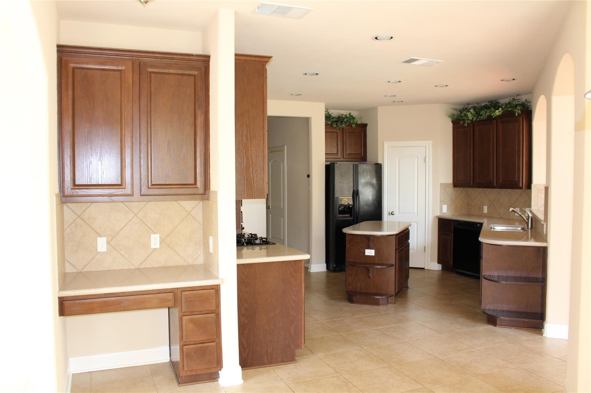 7617 Menler DR, Austin