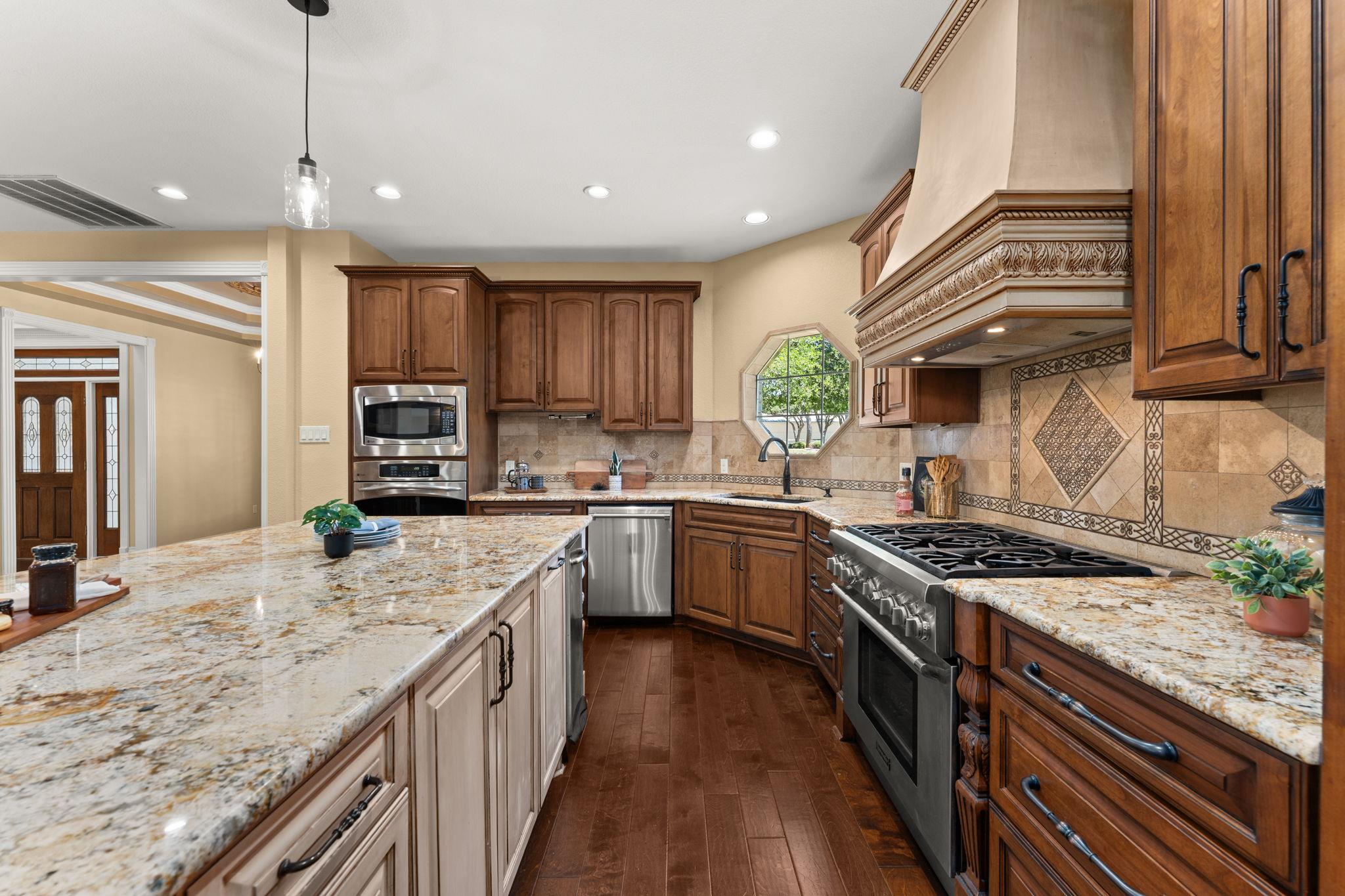 4206 River Place BLVD