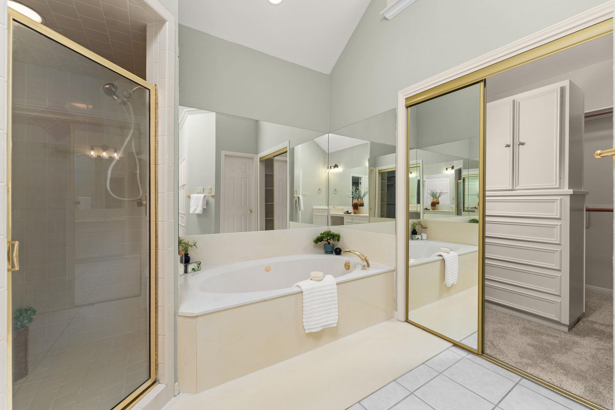 4206 River Place BLVD