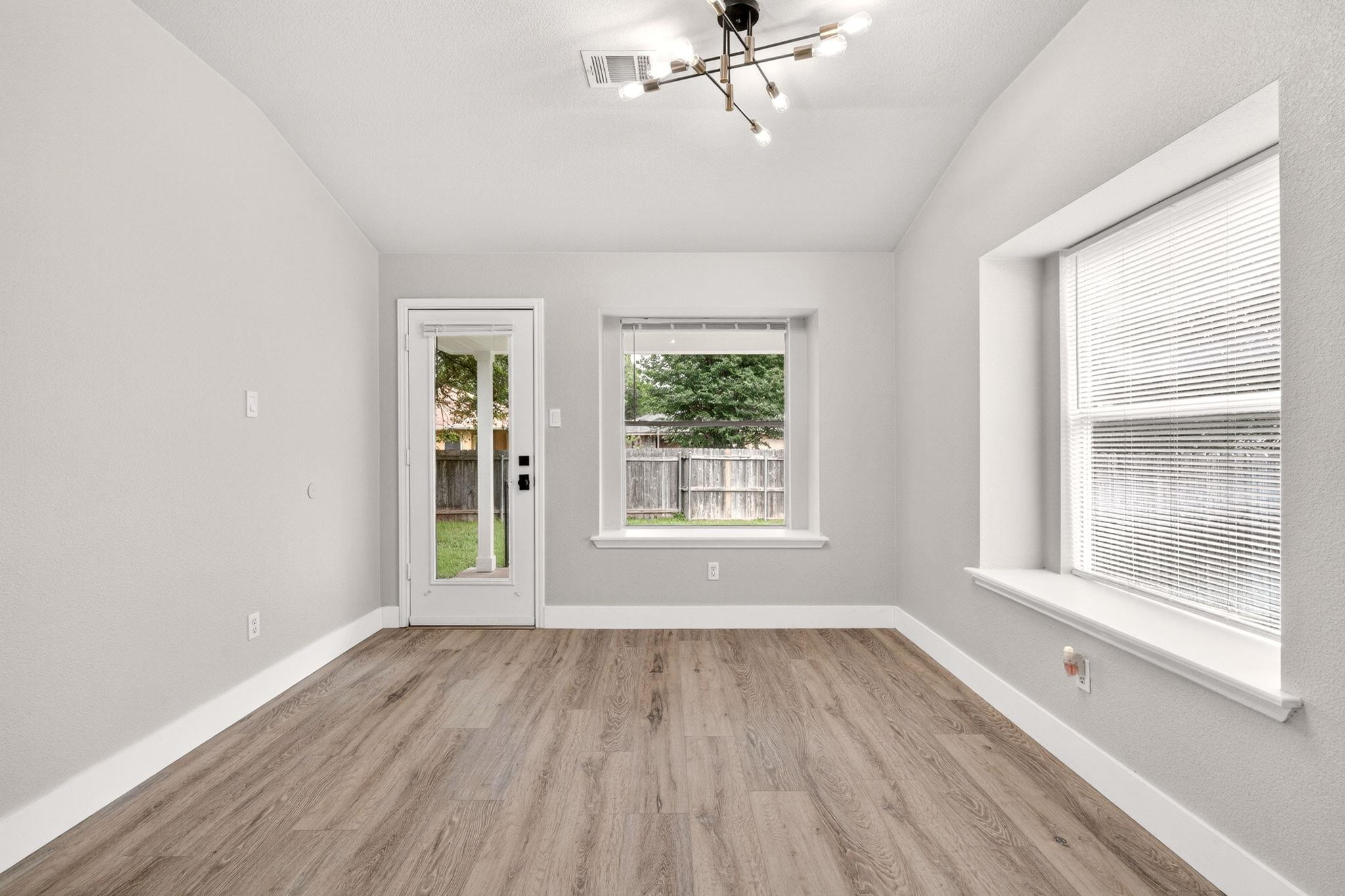 3114 Port Anne WAY
