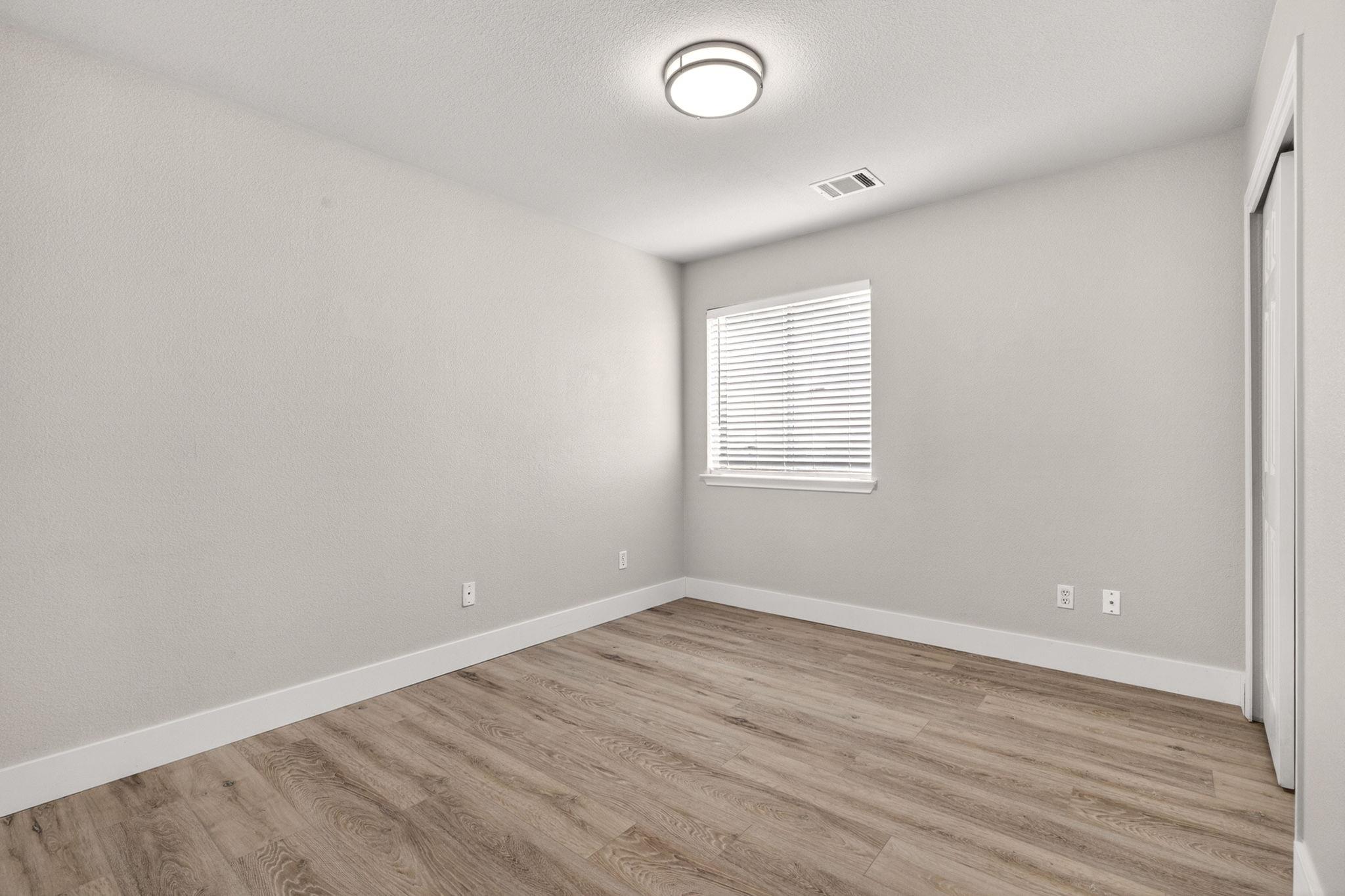 3114 Port Anne WAY