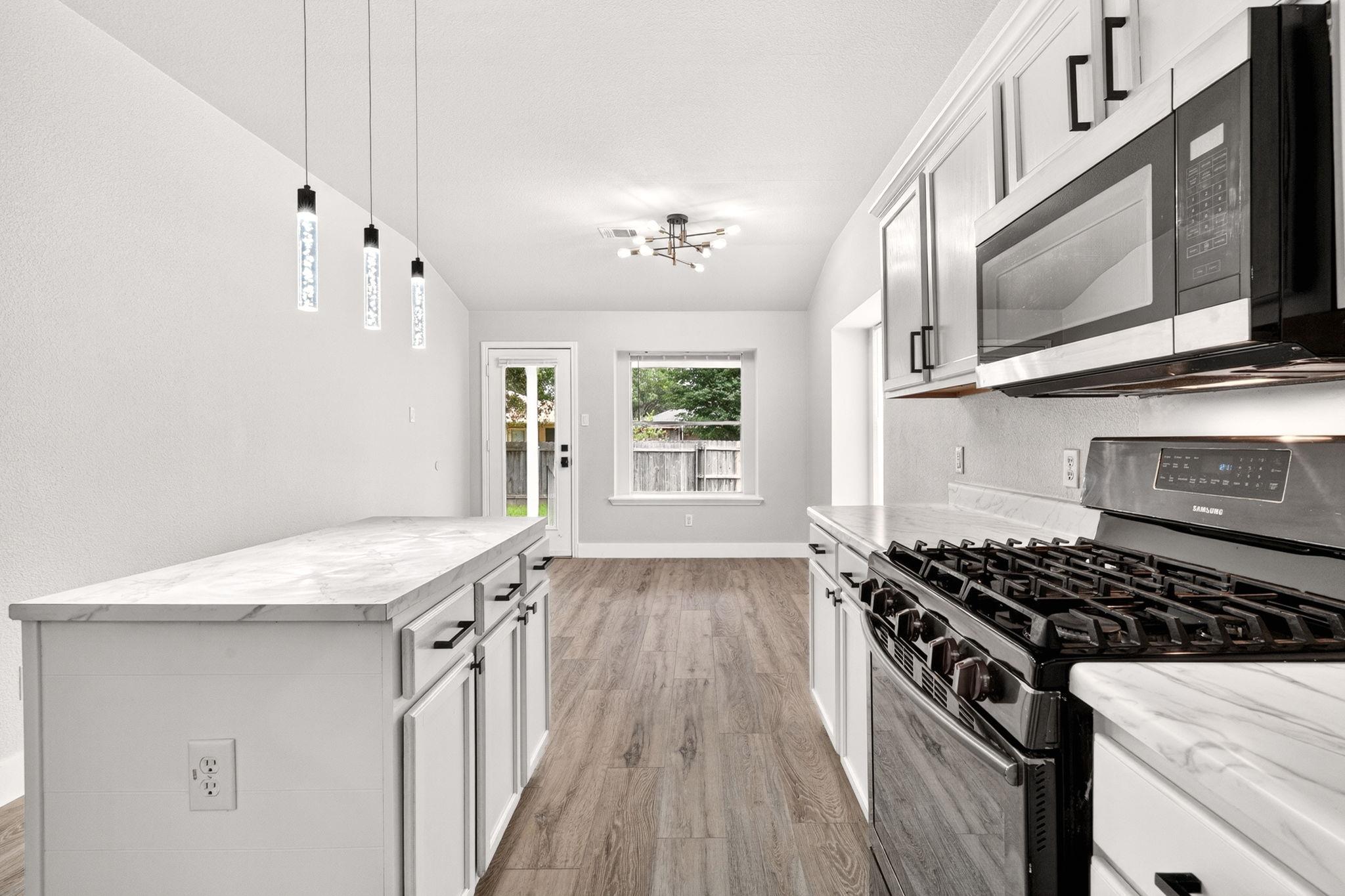 3114 Port Anne WAY