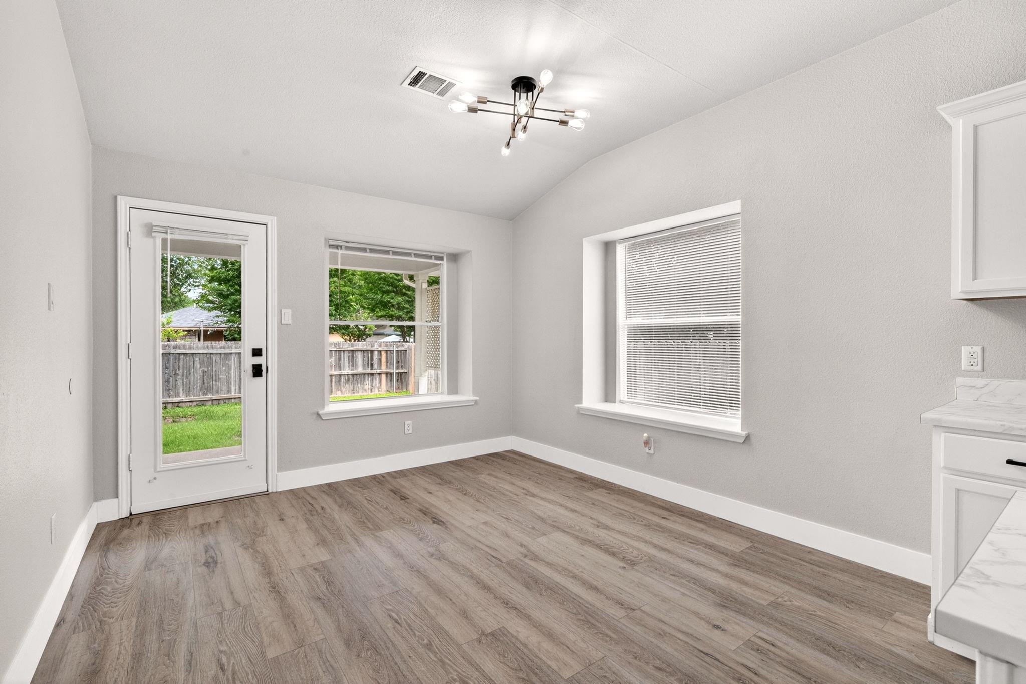 3114 Port Anne WAY