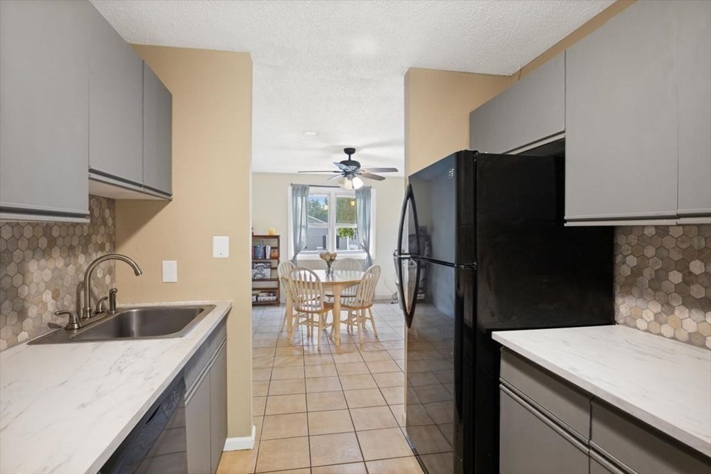 450 Somerset # 610