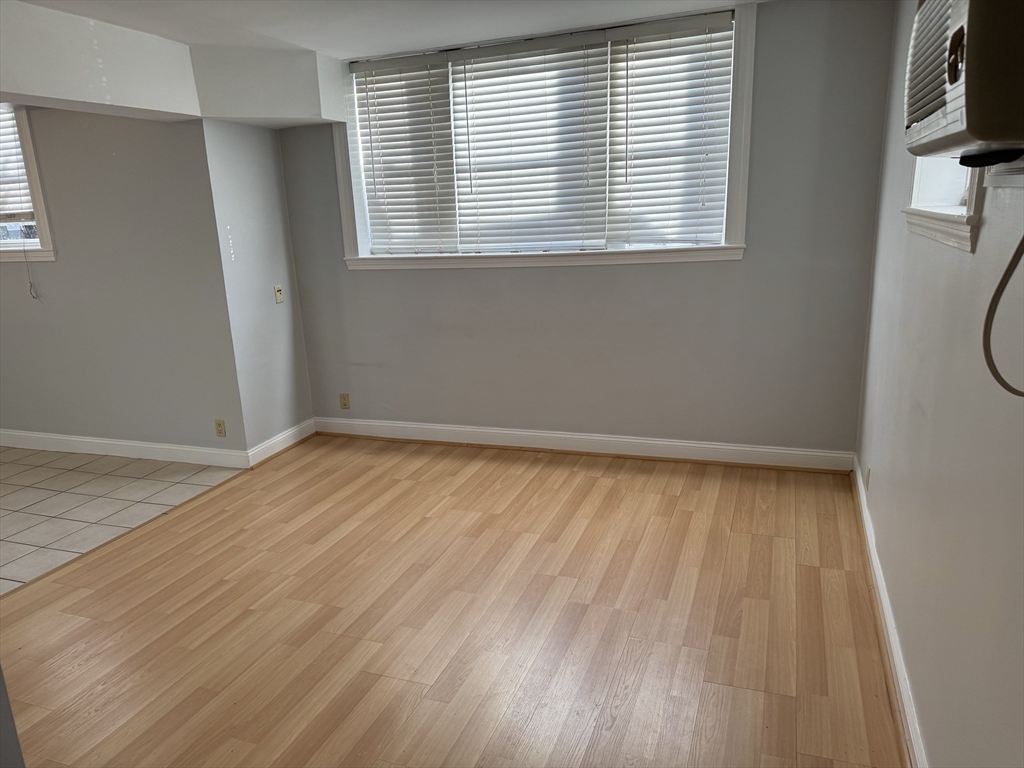 147 Babcock St # 7