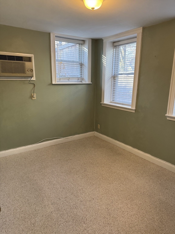 147 Babcock St # 7