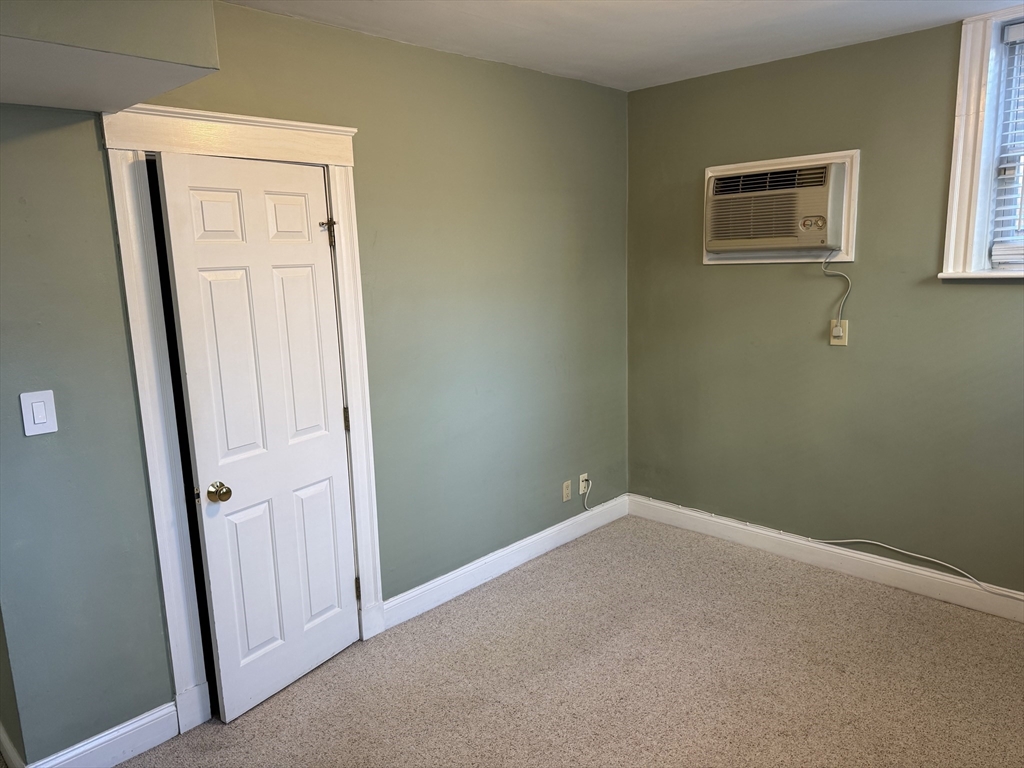 147 Babcock St # 7