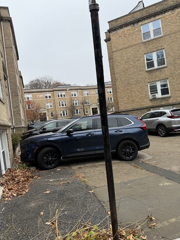 147 Babcock St # 7