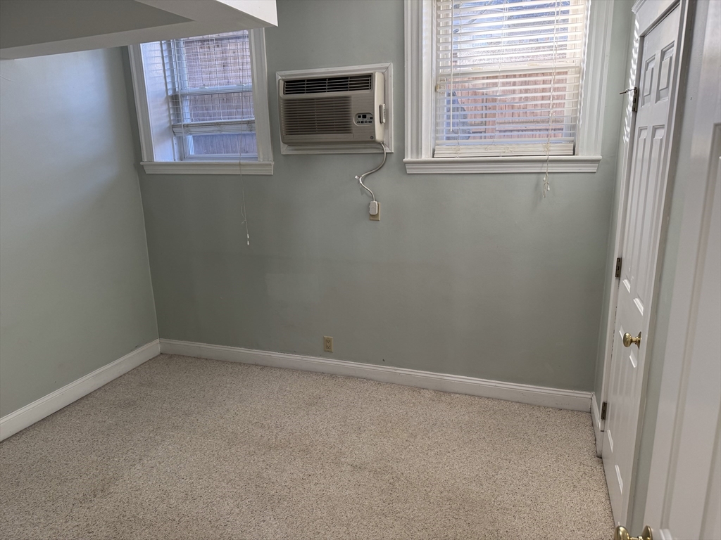 147 Babcock St # 7