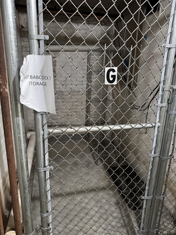 147 Babcock St # 7