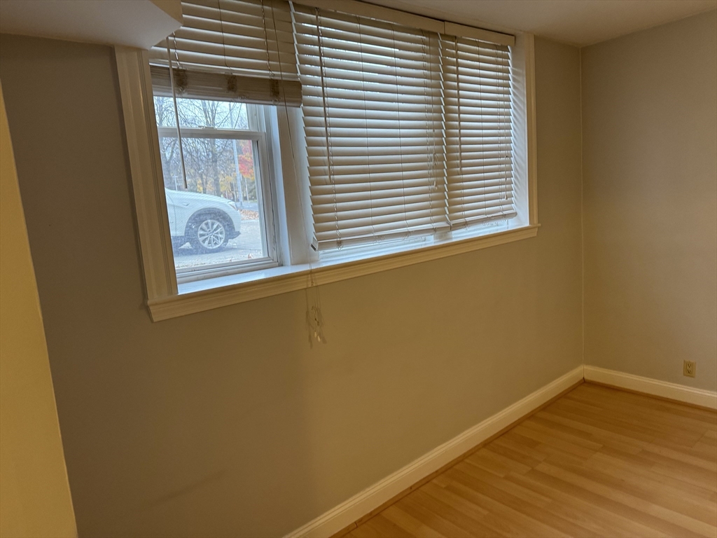147 Babcock St # 7