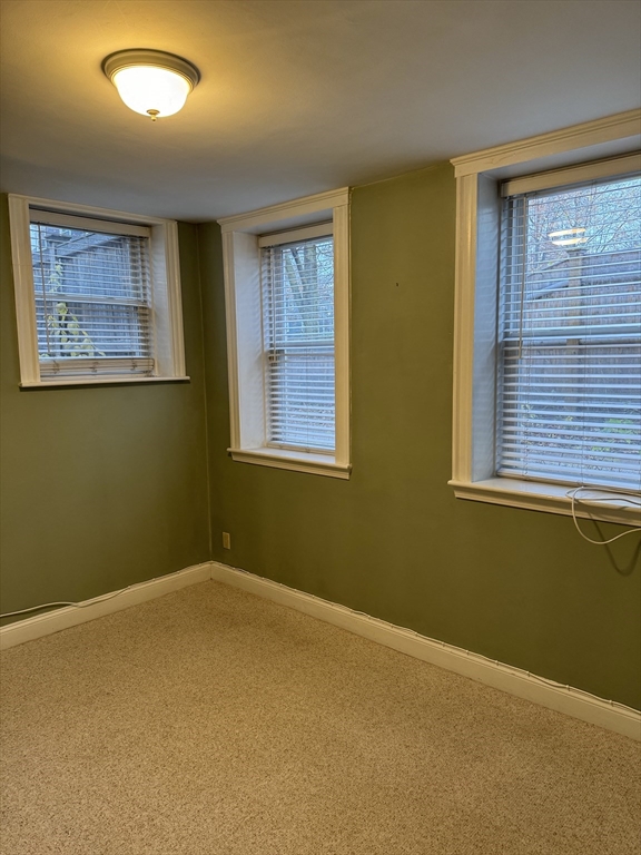 147 Babcock St # 7