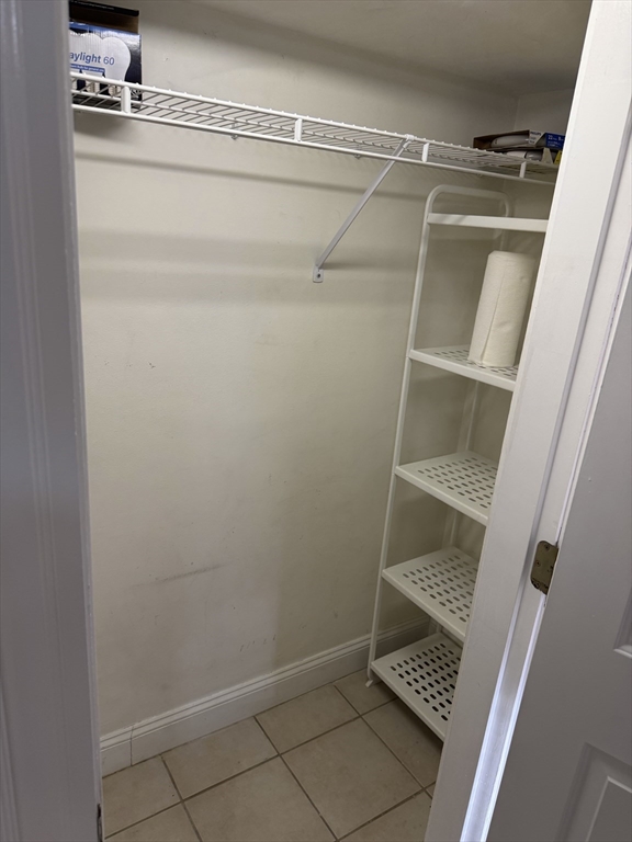147 Babcock St # 7