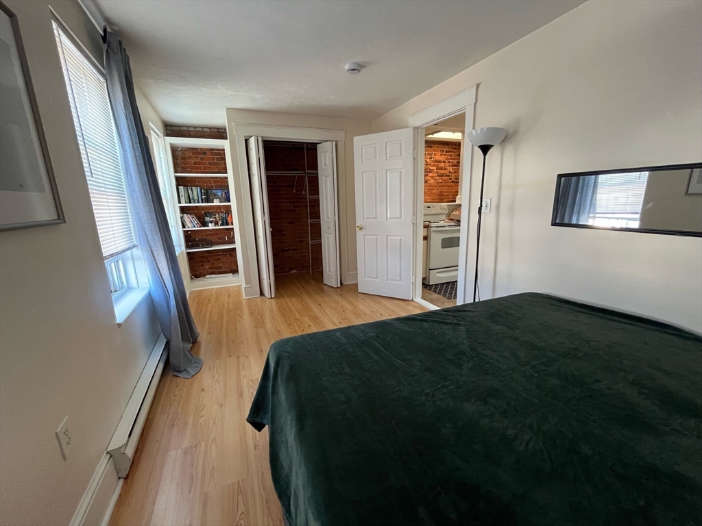 29 Division St # 3