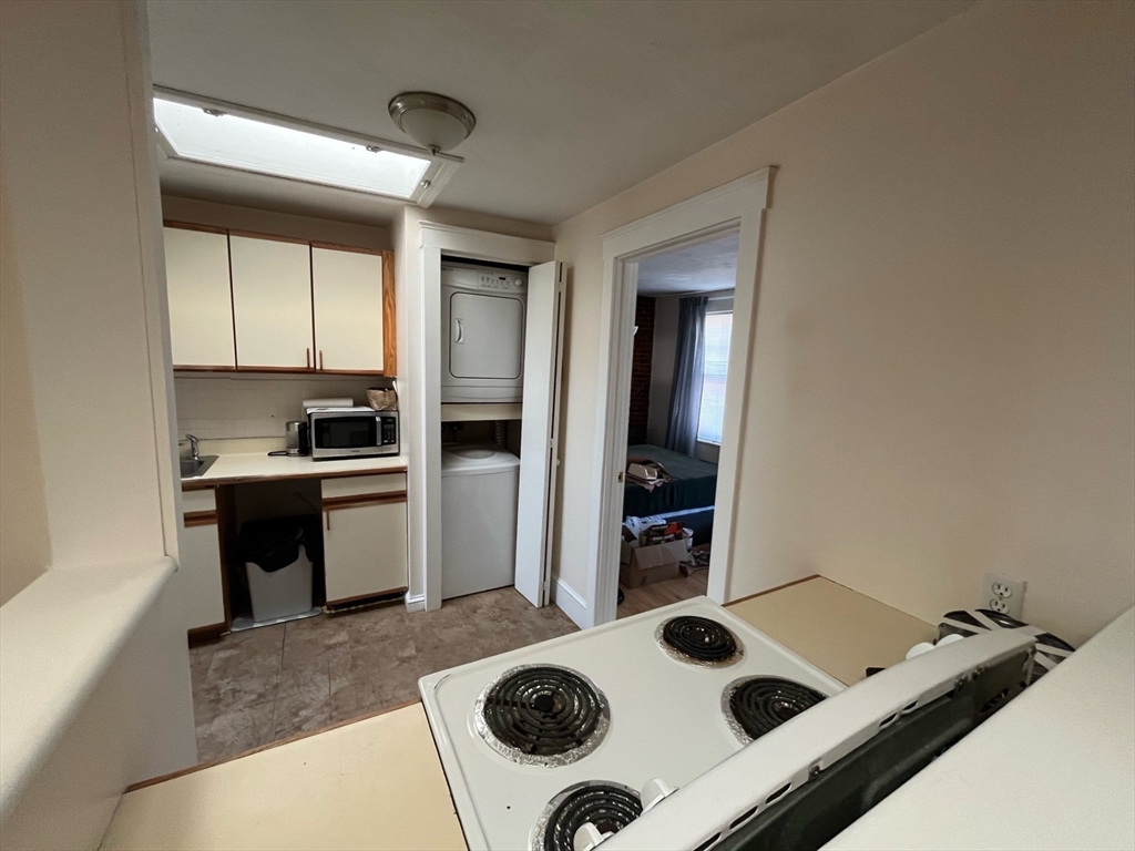 29 Division St # 3